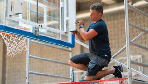 technicien pour entretien but de basket