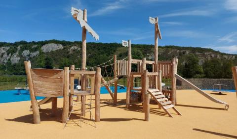 module bateau pirate en bois