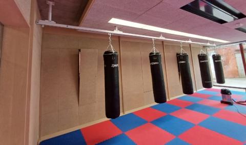 sacs de boxe au Complexe Sportif Cynthia Bolingo