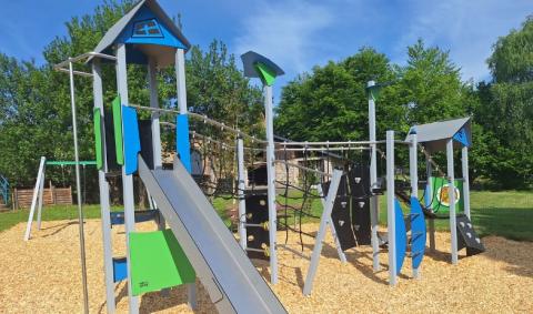 Vinci play module Steel commune Amblève