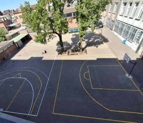 terrains et tracés mini-foot,basket,handball