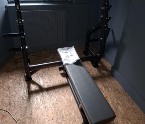 banc développé couché centres ADA (Croix-Rouge)