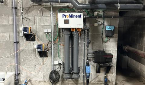 système régulation de l'eau des piscines