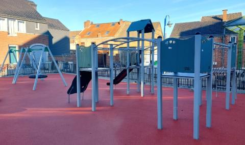 grand module de jeux métallique