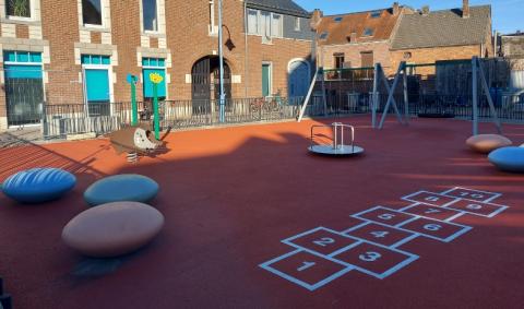 éléments ludiques sur la plaine de jeux de Barvaux