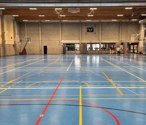 ancien revêtement de sol en PU au Hall Henri Germis 