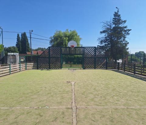 ancien sol sportif du multisport d'Anderlues