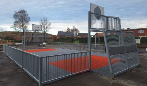 terrain multisport avec structure acier galvanisé et sol PowerGame