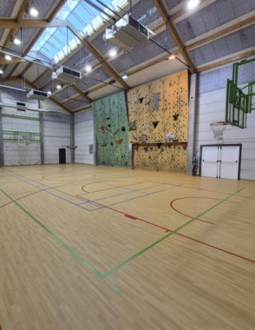 nouveau revêtement sportif Tinlot