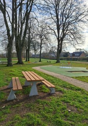 Mobilier urbain banc de pique-nique