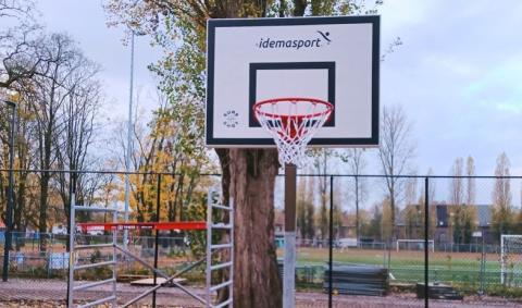 panier de basket-ball extérieur