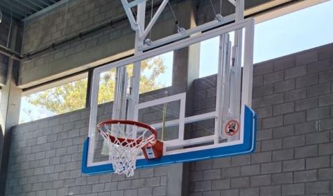panier de basket neuf à Seraing