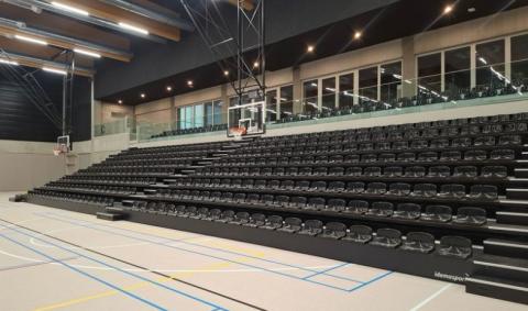 Tribunes noires Idema